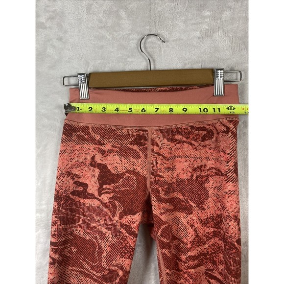 The North Face Flash-Dry orange patterned capri length Small/P athletic leggings - Picture 3 of 8